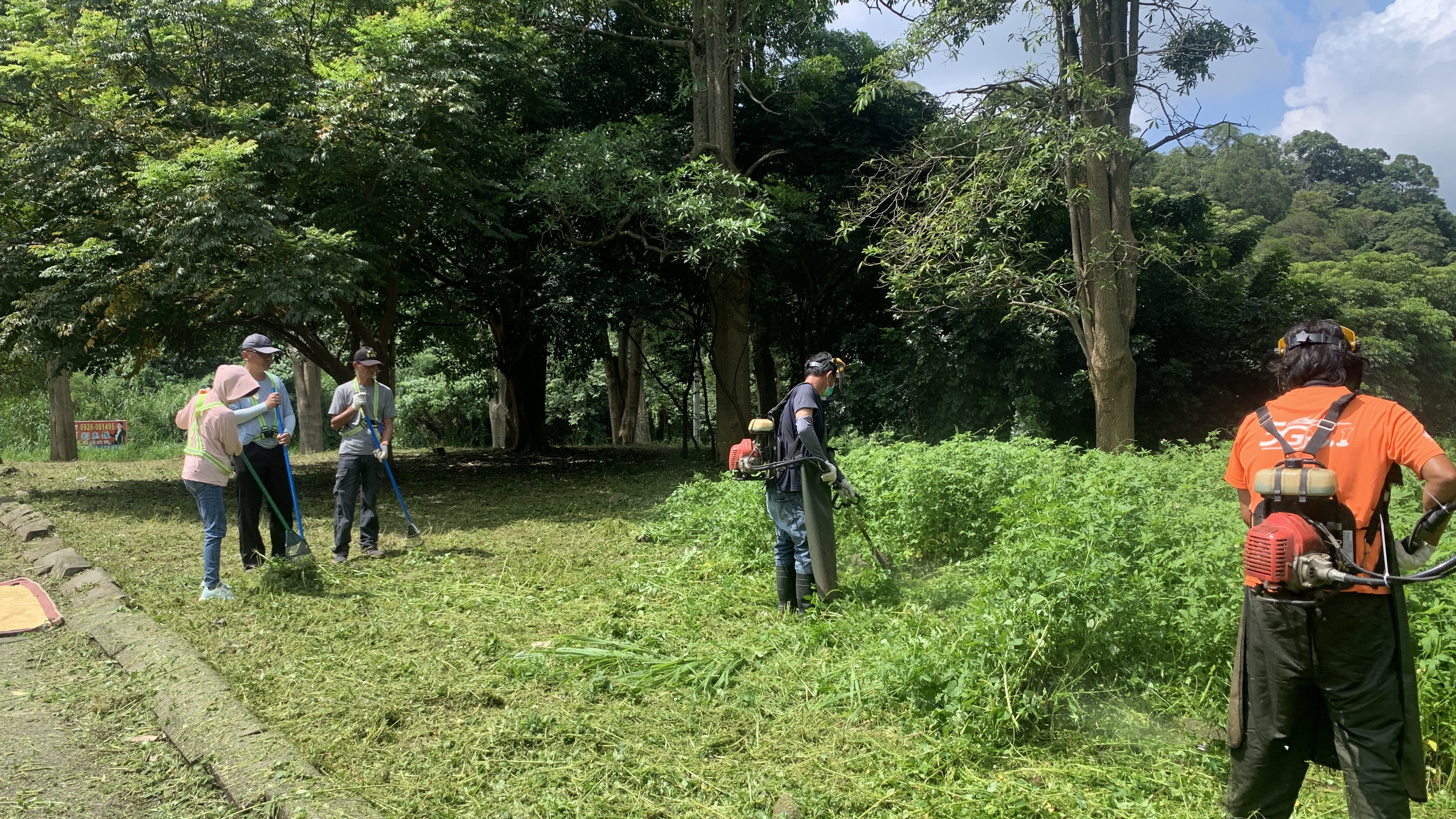 社勞人淨山活動 (4)