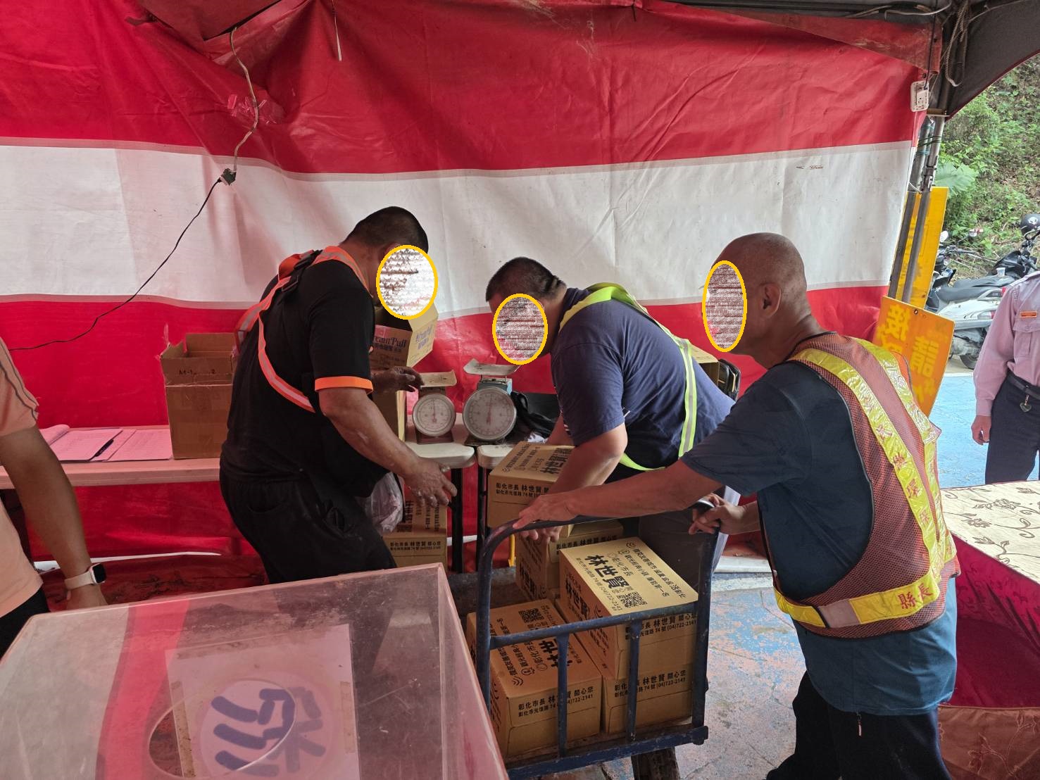 社會勞動人協助活動物品搬運